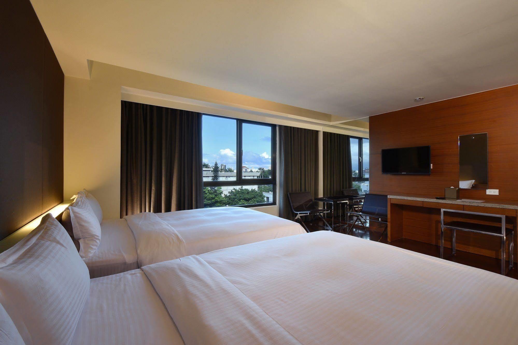 Fu Lyu Inn Hualien City Ngoại thất bức ảnh
